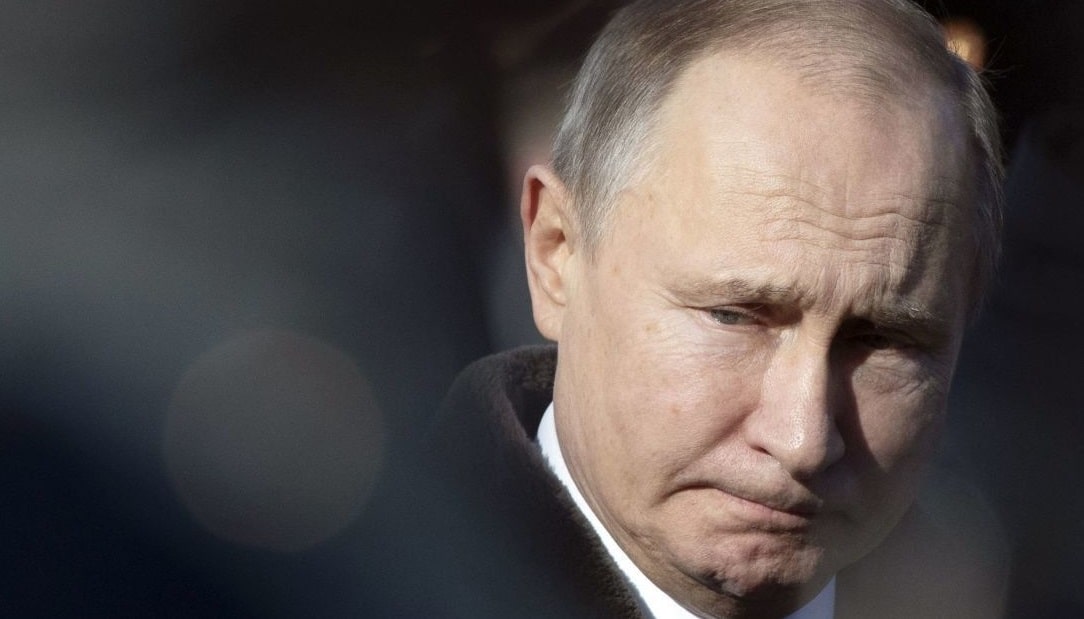 Почему Путину не простили повышение пенсионного возраста